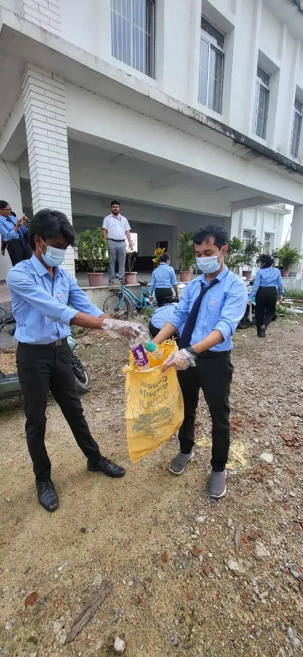 HIM organised Seva Sankalp Abhiyan
